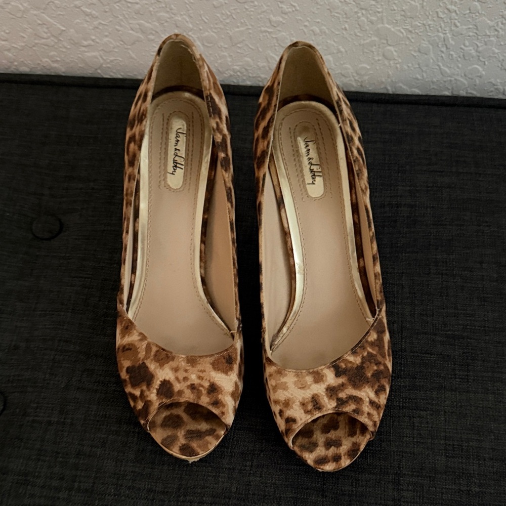 Sam & Libby Leo Print Peep Toe Heels 7.5💕